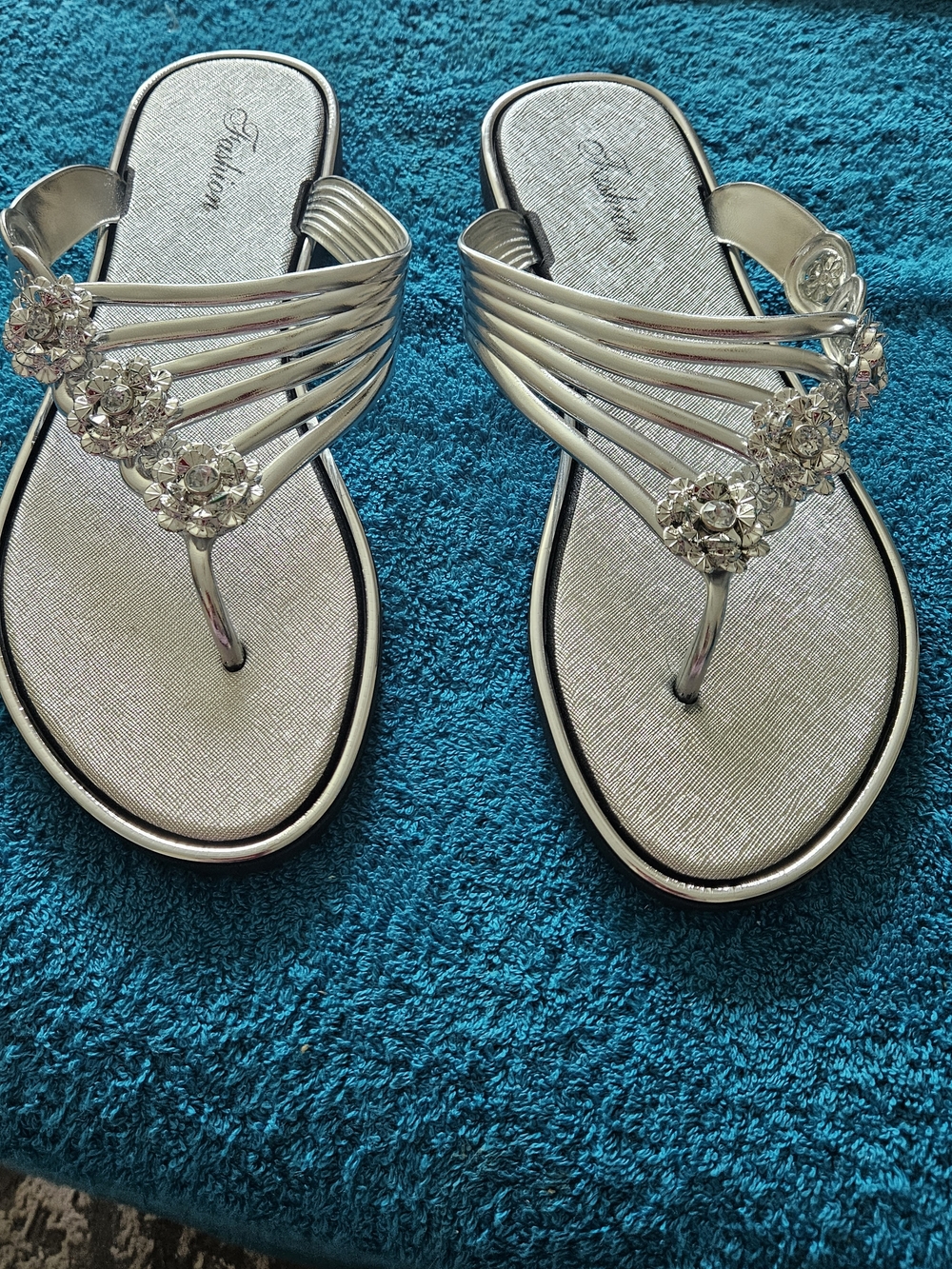 Silver Floral Rhinestone Women's Thong Sandal
